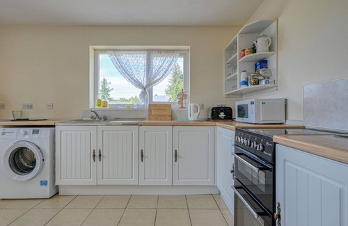 Balnain House | Wonderful private villa for 4 people with TV, patio, pets allowed, panoramic view and parking