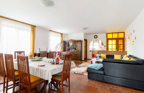 Balatonfenyves House | Wonderful private villa for 12 people with private pool, hot tub, TV, terrace and parking