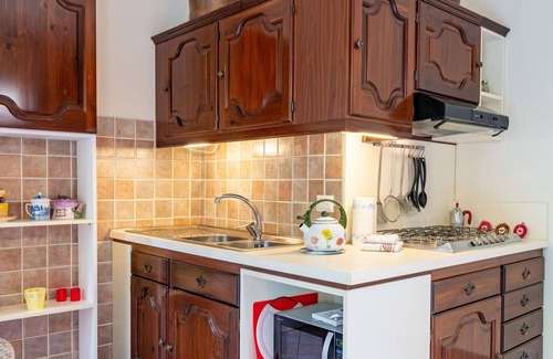 Invorio House | Wonderful private villa for 6 guests with A/C, TV, terrace, pets allowed and parking