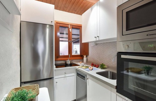 Arucas House | Wonderful private villa for 6 guests with private pool and TV