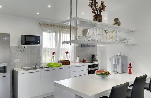 Bratulici Villa | Wonderful private villa with hot tub, private pool, A/C, WIFI, TV, terrace, panoramic view, parking