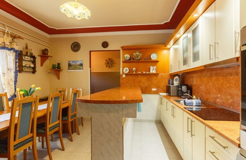 Balatonkiliti House | Wonderful private villa for 10 people with A/C, WIFI, private pool, TV, patio and parking