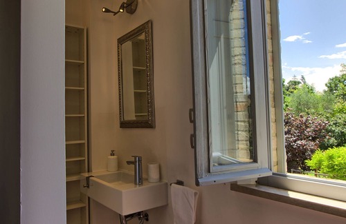 Ostra Villa | Wonderful private villa with private pool, A/C, WIFI, TV, patio, panoramic view and parking