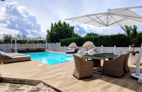Vasto Villa | Wonderful private villa for 10 guests with A/C, WIFI, private pool, TV, panoramic view and parking