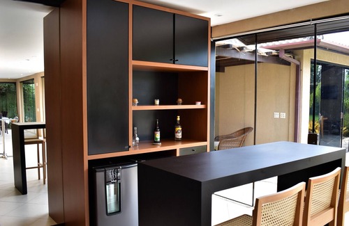 Portal da Ferradura House | Wonderful residence in Alto da Ferradura, with stunning views!