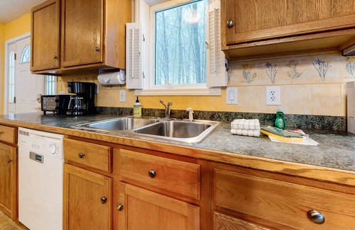 Eidelweiss Village House | Wonderful Retreat in the Trees W/ Fast WiFi, Furnished Deck, Fireplace & More