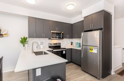 Waterloo House | Wonderful Retreat in Uptown Waterloo