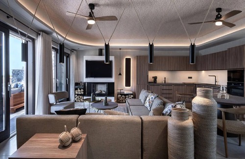 Kamari Villa | Wonderful Santorini Villa | Villa del Faro | Breathtaking Sea Views | Private.