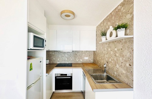 Almadraba-Canyelles Apartment | WONDERFUL SEA VIEW, TO PRACTICE HIKING, 150m. OF THE BEACH.