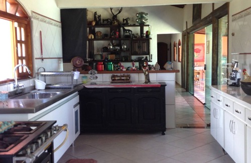 Salesopolis House | Wonderful site in front of the dam, pool, barbecue.