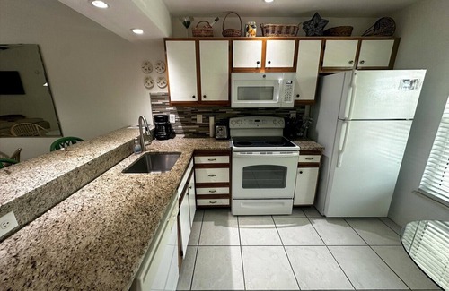 Marco Island Condo | Wonderful Smokehouse Bay Club Condo on the Waterfront