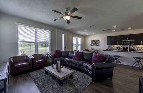 Wellborn House | Wonderful, Spacious, Upscale Townhome near Texas A&M University