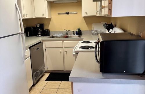 Dallas House | Wonderful townhome with WiFi in vibrant Dallas