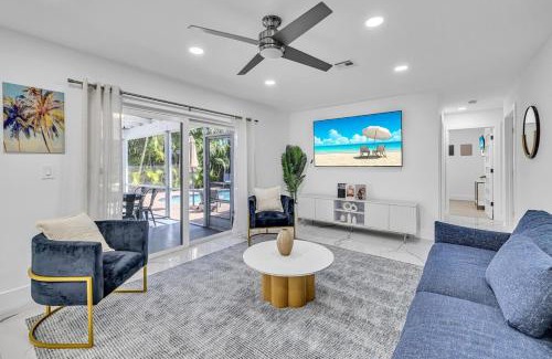 Tropic Palms House | Wonderful Tropical Pool House In Delray Near Ocean