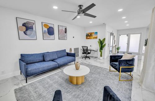 Tropic Palms House | Wonderful Tropical Pool House In Delray Near Ocean