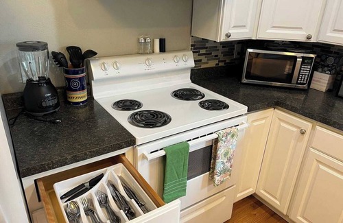 Pierre House | Wonderful two-bedroom home with a full kitchen