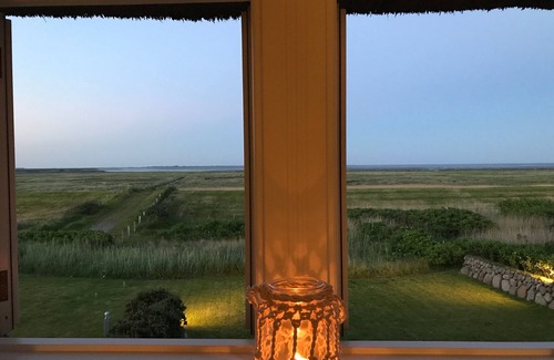 Rantum House | Wonderful view of the river in the house under Reet