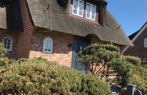Rantum House | Wonderful view of the river in the house under Reet