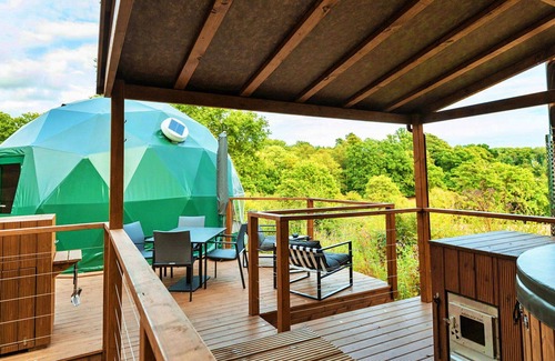 Chiddingstone Hoath House | Wonderful villa for 4 people with WIFI and parking