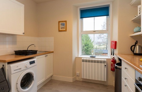 Alvie House | Wonderful villa for 4 guests with WIFI, TV, patio, pets allowed and parking