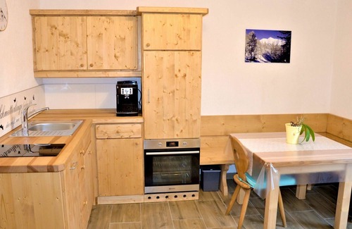 Leithen Villa | Wonderful villa for 4 people with WIFI, TV, balcony and parking