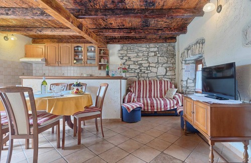 Muzini House | Wonderful villa for 5 people with WIFI, private pool, A/C, TV, terrace, pets allowed and parking