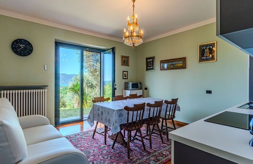 Besozzo House | Wonderful villa for 6 people with WIFI, A/C, TV and parking