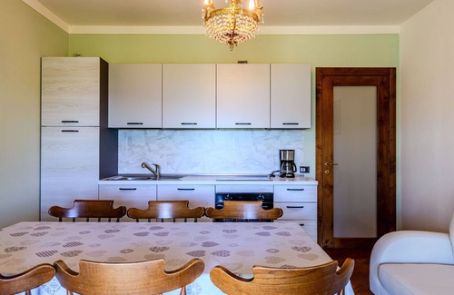 Besozzo House | Wonderful villa for 6 people with WIFI, A/C, TV and parking