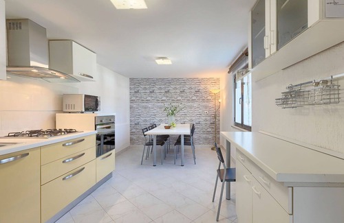 Muzini House | Wonderful villa for 7 guests with private pool, A/C, WIFI, terrace and pets allowed