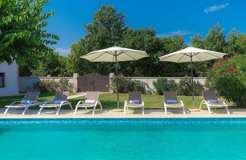 Muzini House | Wonderful villa for 7 guests with private pool, A/C, WIFI, terrace and pets allowed
