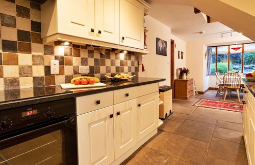 Bretherdale House | Wonderful villa for 8 guests with WIFI and TV