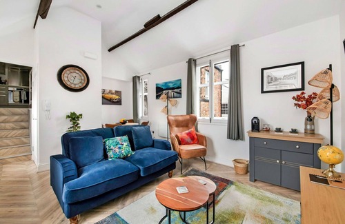 Boroughbridge House | Wonderful villa for 2 guests with WIFI and pets allowed