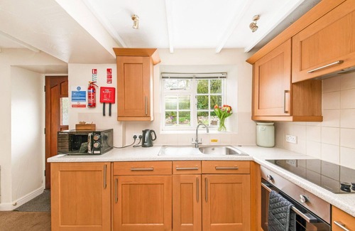 Thirsk House | Wonderful villa for 6 people with hot tub, WIFI, pool, terrace and parking