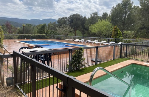 La Llacuna Villa | Wonderful villa in a small town with private pool, close to Barcelona