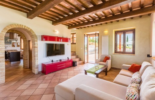 Monte Giberto Villa | Wonderful villa with private pool and Jacuzzi, just 20 minutes from the beach of Porto San Giorgio
