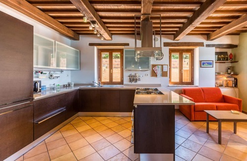 Monte Giberto Villa | Wonderful villa with private pool and Jacuzzi, just 20 minutes from the beach of Porto San Giorgio