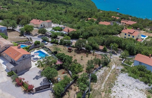 Trgetari House | Wonderful villa with private pool, A/C, WIFI, TV, terrace, pets allowed, panoramic view and par...