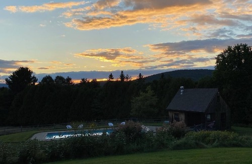 Hardwick House | Wonderful VT Get Away, Great Family Fun, with WiFi.