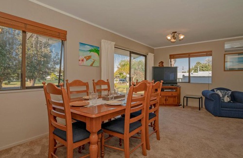 Whangamata House | Wonderful Whangamata - Whangamata Holiday Home
