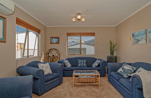 Whangamata House | Wonderful Whangamata - Whangamata Holiday Home