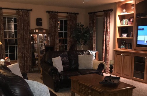 Butte Des Morts House | Wonderful Winneconne Home available for EAA Airventure 2023