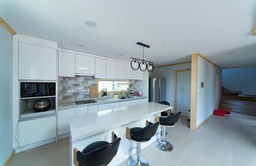 Namwon House | Wonderful Wood Family House in Jeju in nature