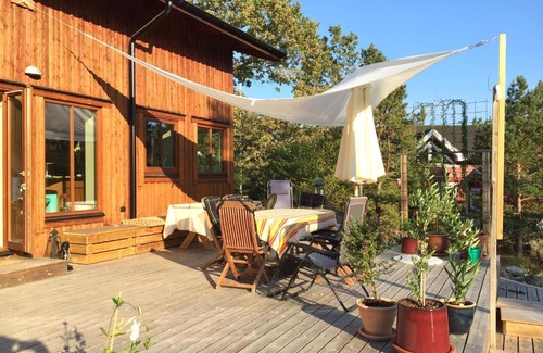 Kummelnas Villa | Wonderful wooden house next to lake and Stockholm archipelago