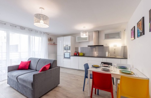 Chessy Apartment | Wonderland by Plaza proche Disneyland
