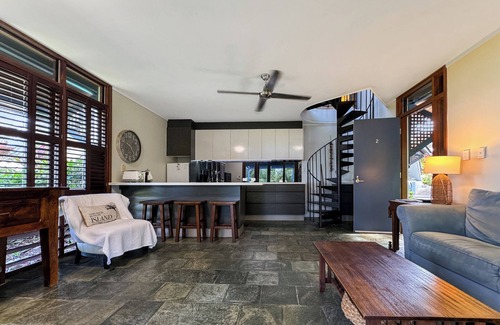 Wongaling Beach Apartment | Wongalinga Beachfront Apt 2