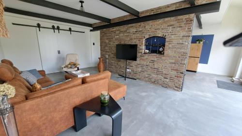 Born House | Woning in Born