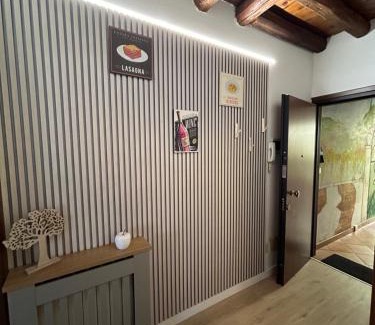 Rovigo Apartment | Wood 32 family -jvapartmentRovigo