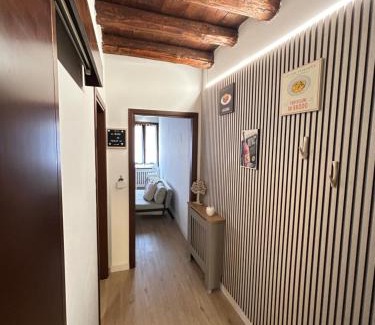 Rovigo Apartment | Wood 32 family -jvapartmentRovigo