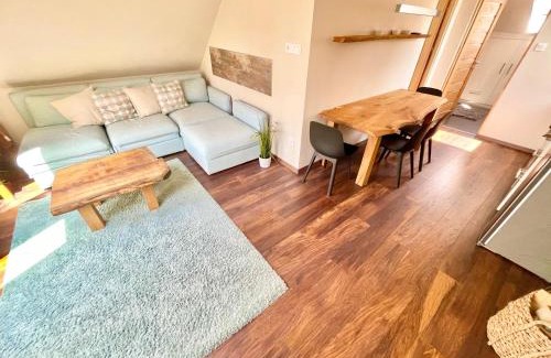 Veszprem Apartment | Wood Apartman Deluxe Belváros