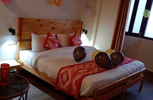 Majkhali Hotel | Wood Castle Luxury Home Stay